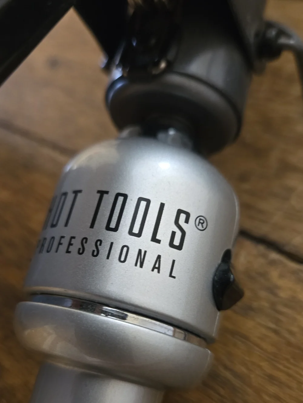 Hot Tools Curling Iron - Professional Styling Tool